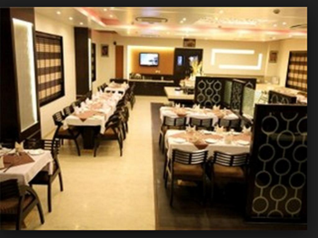 Sheetal International Rain Basera Rāipur エクステリア 写真