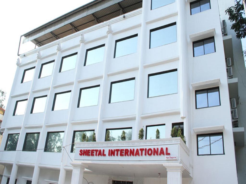 Sheetal International Rain Basera Rāipur エクステリア 写真